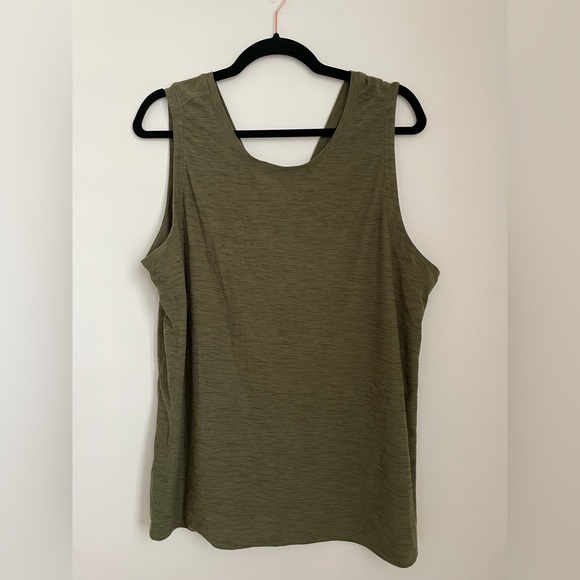 XL/XXL Old Navy Lounge / Workout set army green - Picture 7 of 9